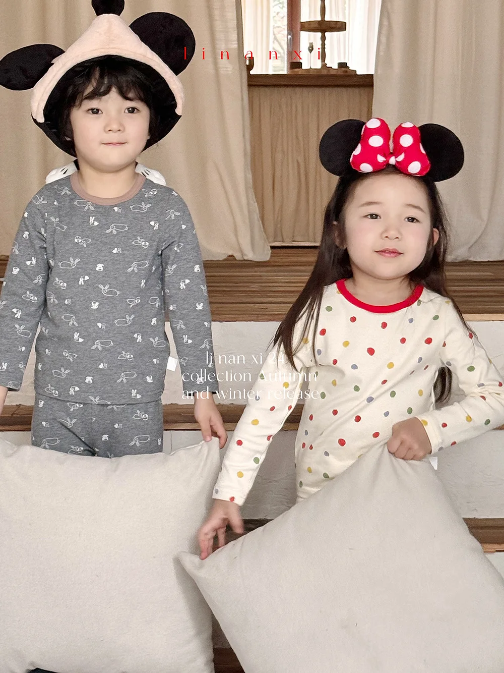 MiniAinis Winter New Girls Cotton Pajamas Boys Lycra Antibacterial Tops Pants 2 Pieces Suit Children Cartoon Print Clothing Set
MiniAinis Winter New Girls Cotton Pajamas Boys Lycra Antibacterial Tops Pants 2 Pieces Suit Children Cartoon Print Clothing Set
