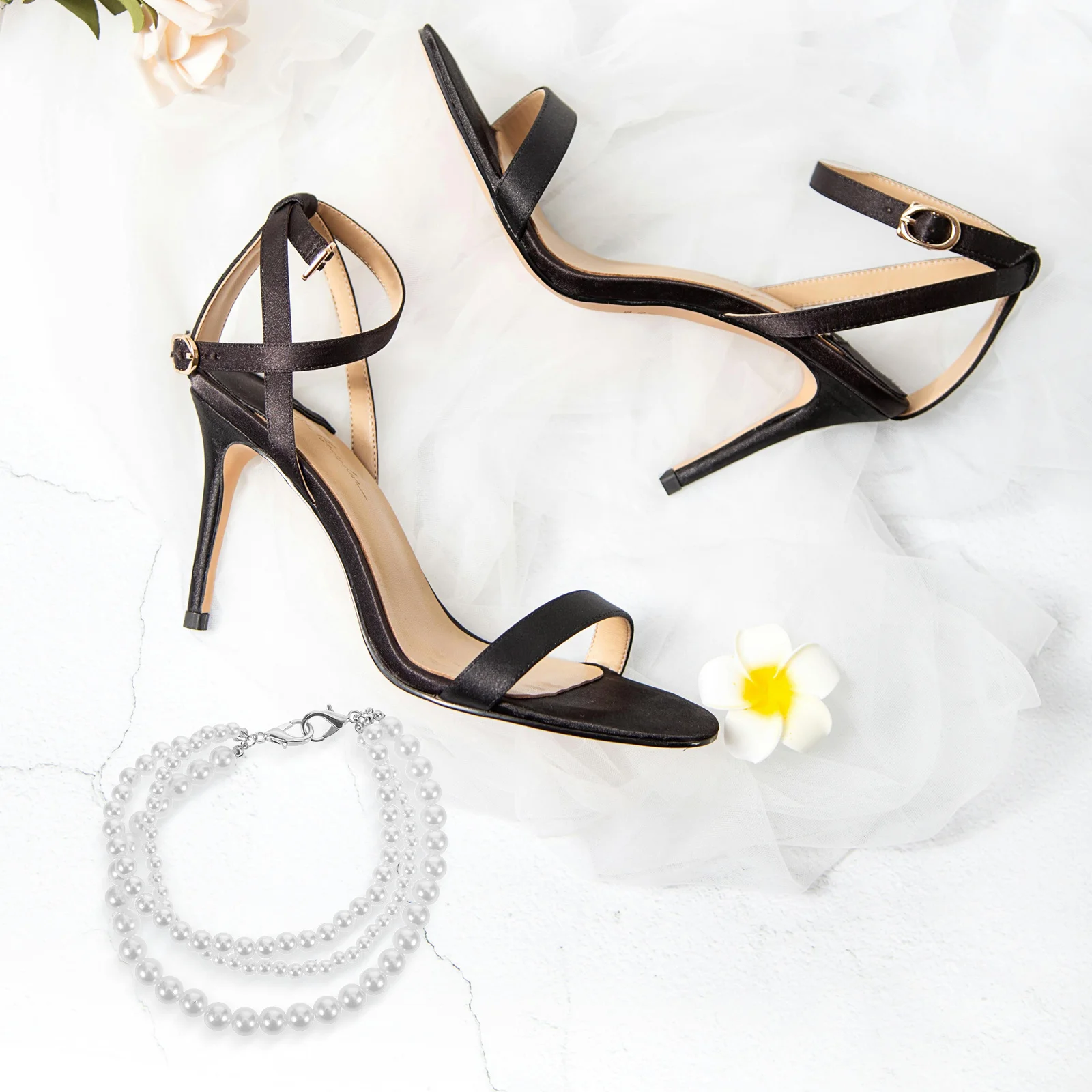 1 Pair Pearl Chains Detachable Faux Pearl Heel Necklace For Women Shoe Decor High Heel Strap Shoe Accessories Fashionable Foot
1 Pair Pearl Chains Detachable Faux Pearl Heel Necklace For Women Shoe Decor High Heel Strap Shoe Accessories Fashionable Foot
