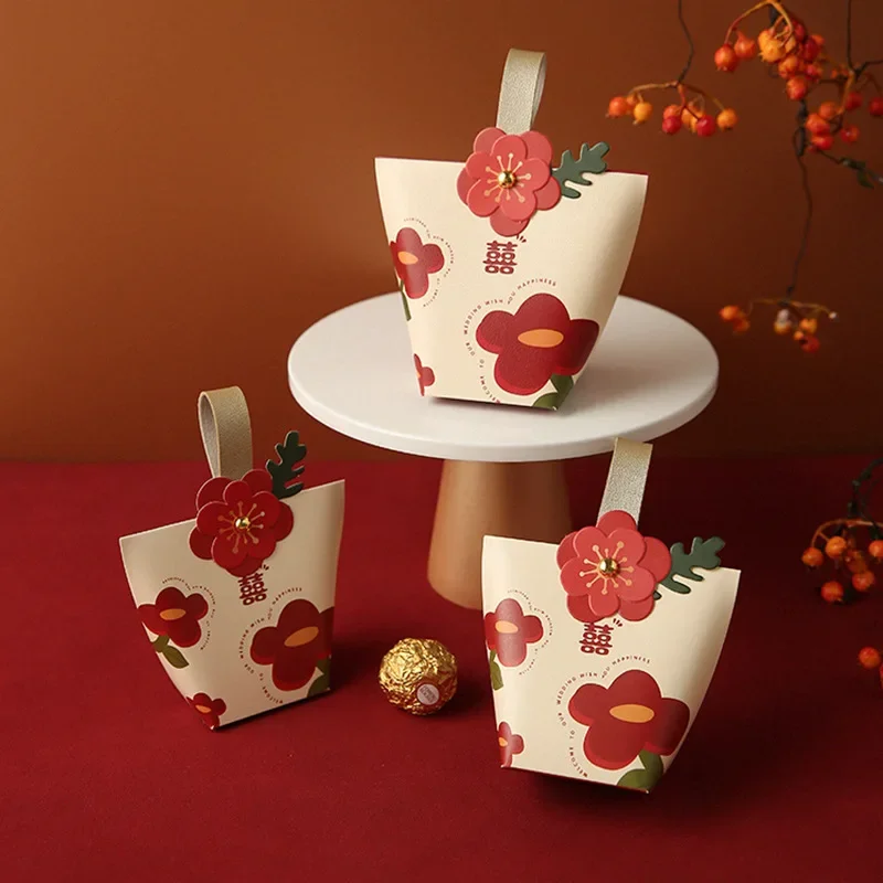 Wedding Gift for Guests Souvenirs candy box portable wedding candy box new Chocolate Paper Gift Box Packaging boite cadeaux
Wedding Gift for Guests Souvenirs candy box portable wedding candy box new Chocolate Paper Gift Box Packaging boite cadeaux