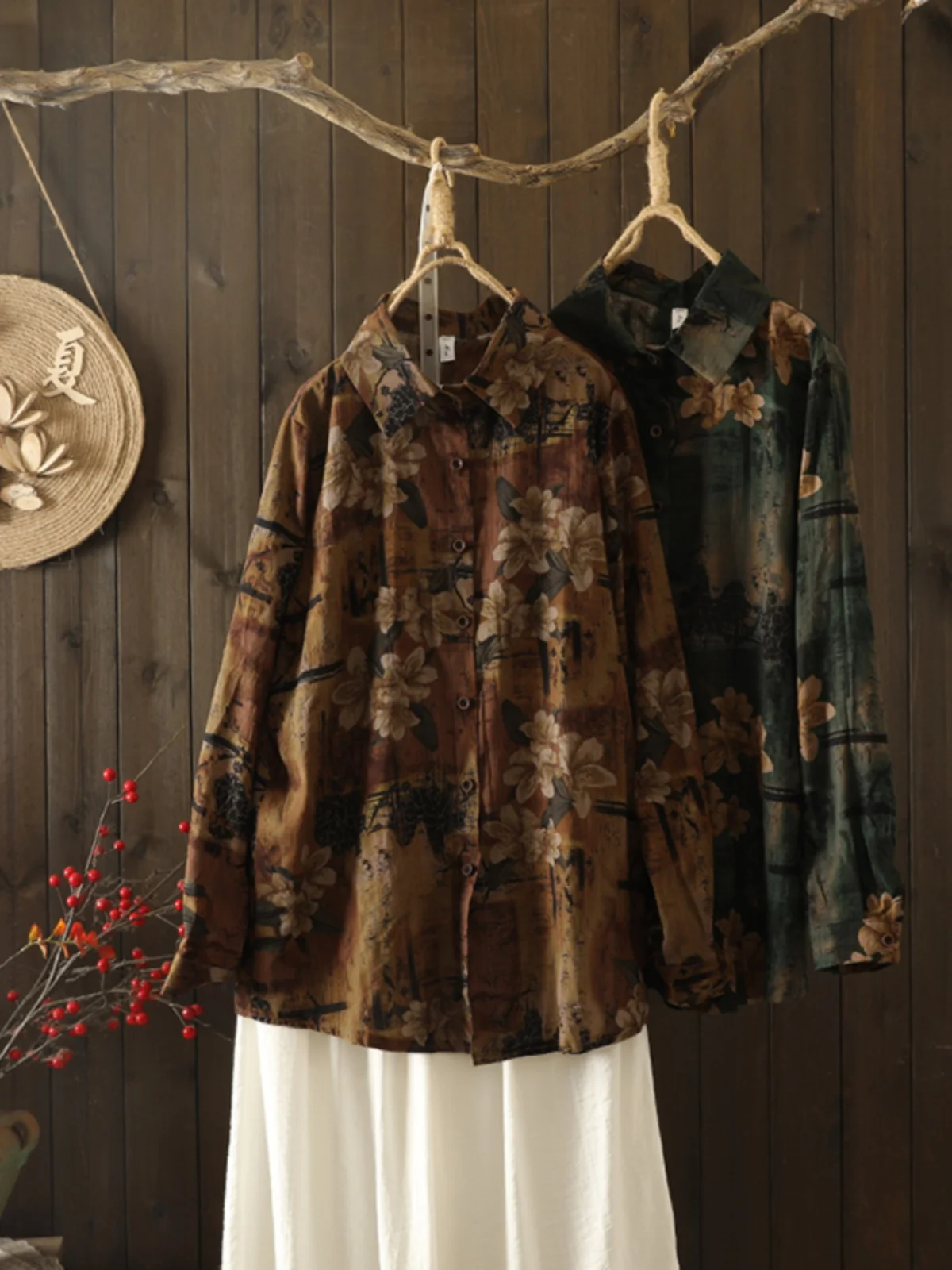 Retro Floral Print Long Sve Collar irt plus Size Women's Casual Mid-Length Slimming Top for Early Autumn
Retro Floral Print Long Sve Collar irt plus Size Women's Casual Mid-Length Slimming Top for Early Autumn