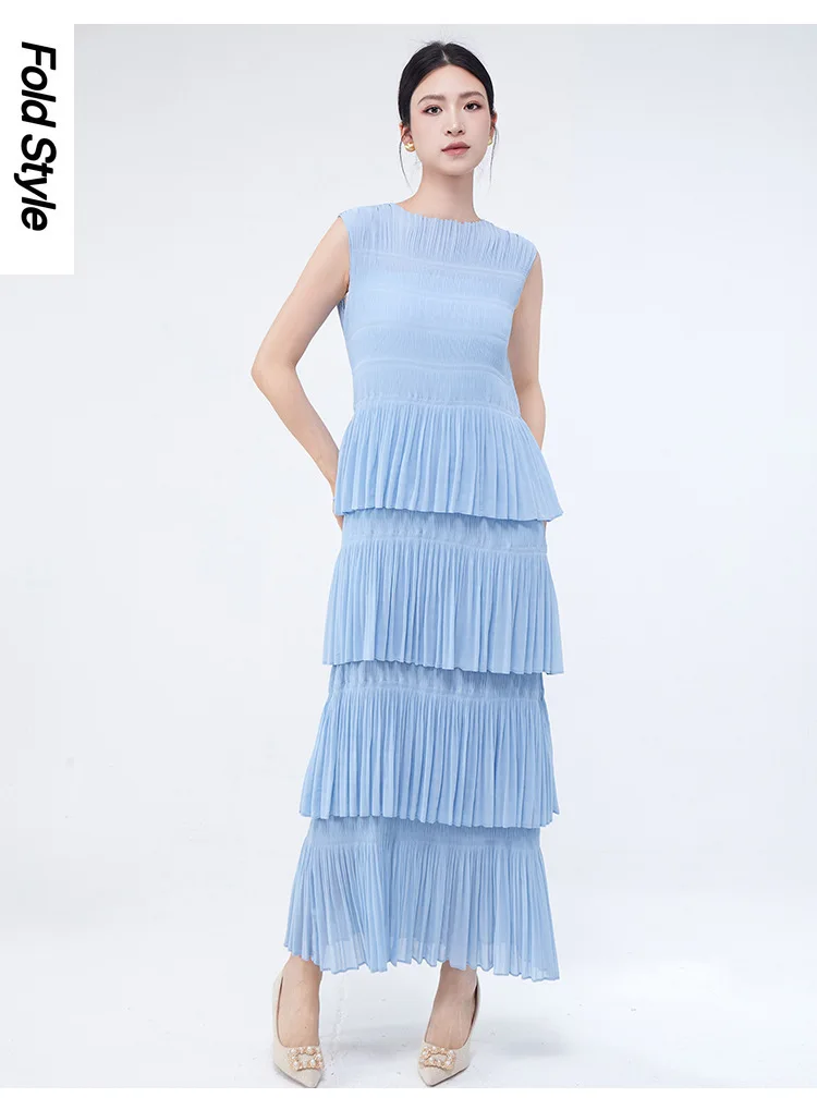 Модное женское платье Miyake, новинка 2025 года, внешняя торговля, длинное плиссированное платье с тортом, темпераментная элитная юбка, летняя женская юбка
Модное женское платье Miyake, новинка 2025 года, внешняя торговля, длинное плиссированное платье с тортом, темпераментная элитная юбка, летняя женская юбка