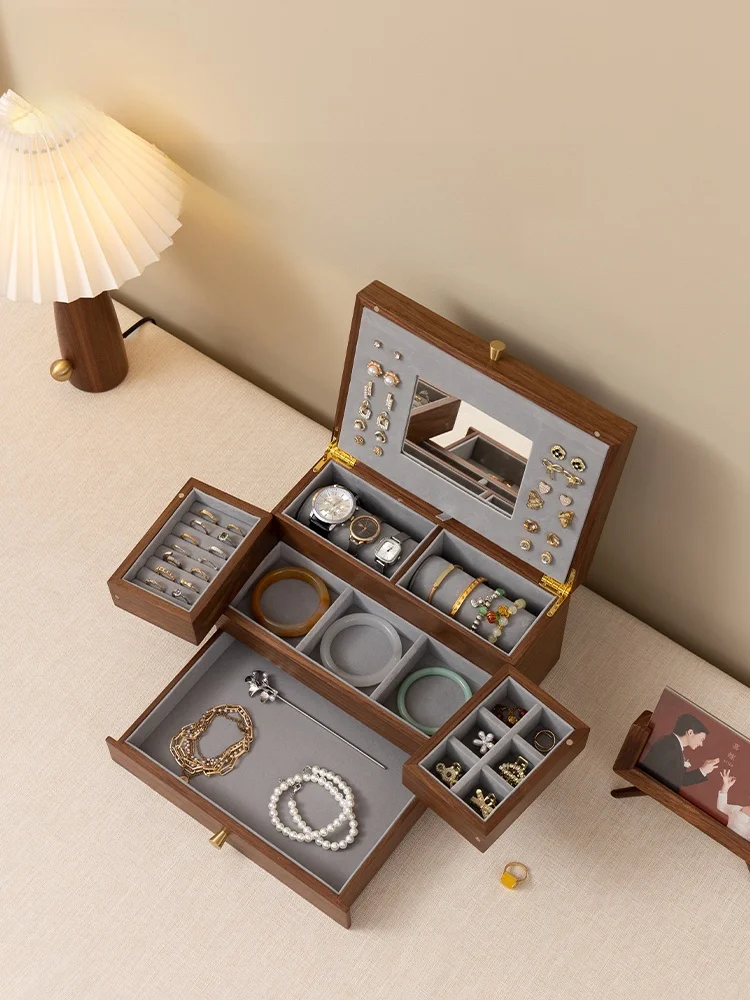 Винтажная деревянная шкатулка для украшений Fanhuan, золотая, для свадьбы и Нового года, ретро-кейс для хранения, для организации домашнего рабочего стола, ручная работа, китайская
Винтажная деревянная шкатулка для украшений Fanhuan, золотая, для свадьбы и Нового года, ретро-кейс для хранения, для организации домашнего рабочего стола, ручная работа, китайская