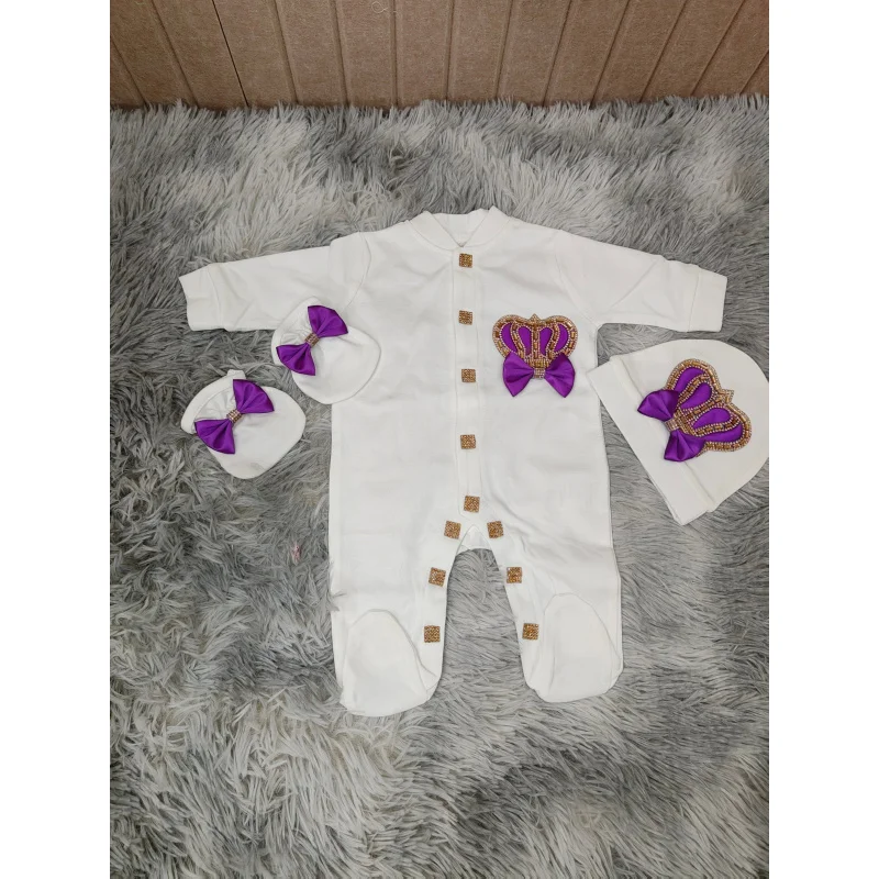 New Fashionable Baby Formal Wear Set,Skin-friendly baby clothing,Comes with matching hat and gloves,Crown and bow details,Suitab
New Fashionable Baby Formal Wear Set,Skin-friendly baby clothing,Comes with matching hat and gloves,Crown and bow details,Suitab