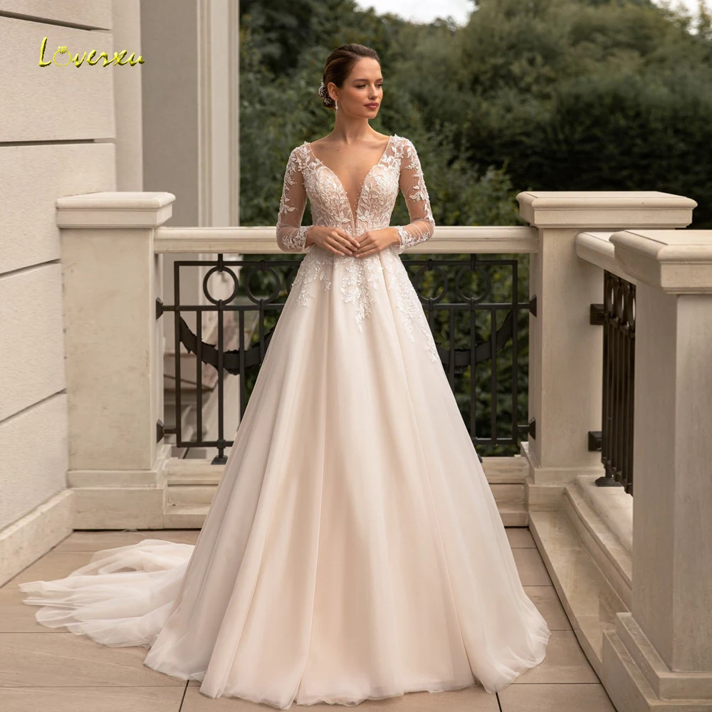 Loverxu A-Line Elegant Wedding Dresses 2024 V-Neck Long Sleeve Classic Vestido De Novia Appliques Beaded Delicate Robe De Mariee
Loverxu A-Line Elegant Wedding Dresses 2024 V-Neck Long Sleeve Classic Vestido De Novia Appliques Beaded Delicate Robe De Mariee