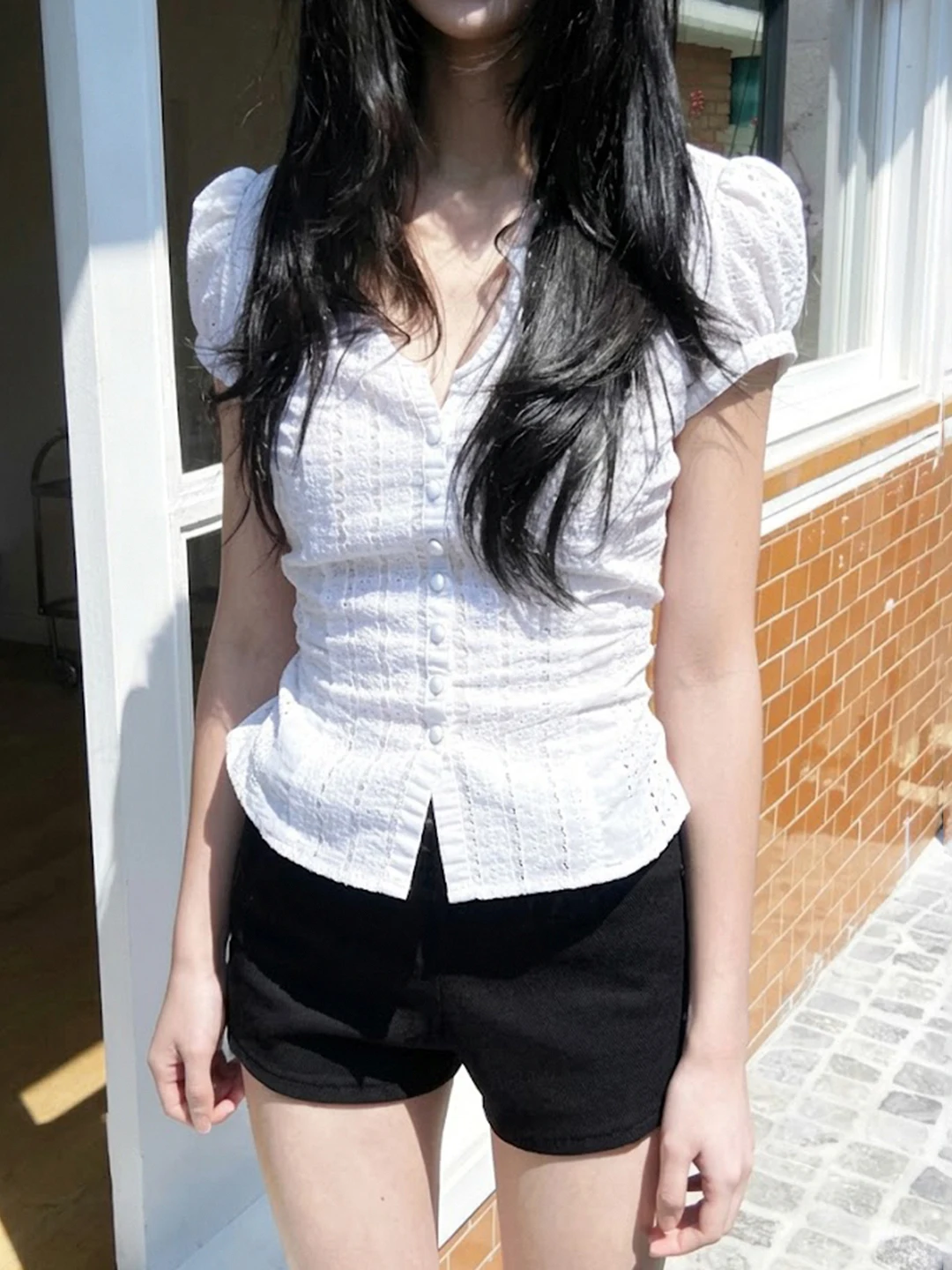 WEEKEEP Lace Splice V-neck Bubble Sleeve Shirt Women's Slim Fit Waist Cinch Button up Top Street Style Cotton Short Sleeve
WEEKEEP Lace Splice V-neck Bubble Sleeve Shirt Women's Slim Fit Waist Cinch Button up Top Street Style Cotton Short Sleeve