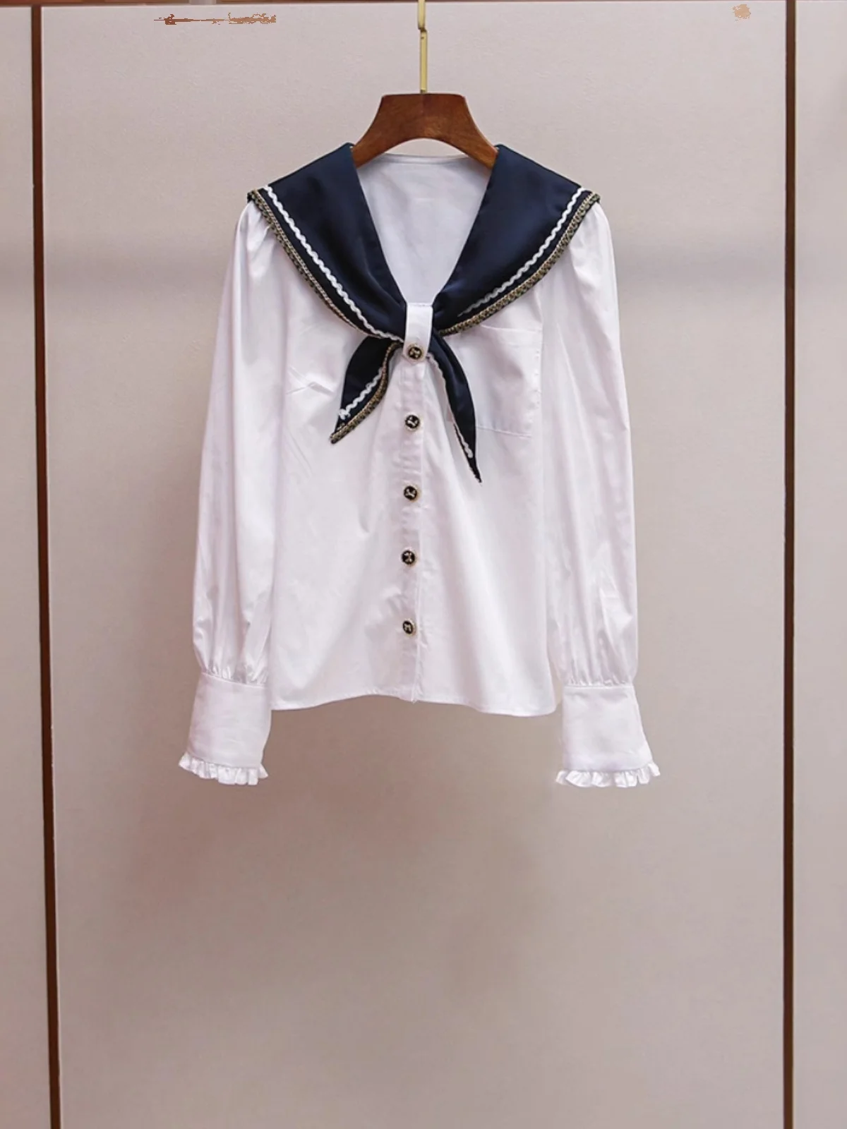 Loose Long Sve White irt Women's Navy Collar College Sle Upper Body Autumn New High End South Oil Sweet Sle Faion
Loose Long Sve White irt Women's Navy Collar College Sle Upper Body Autumn New High End South Oil Sweet Sle Faion