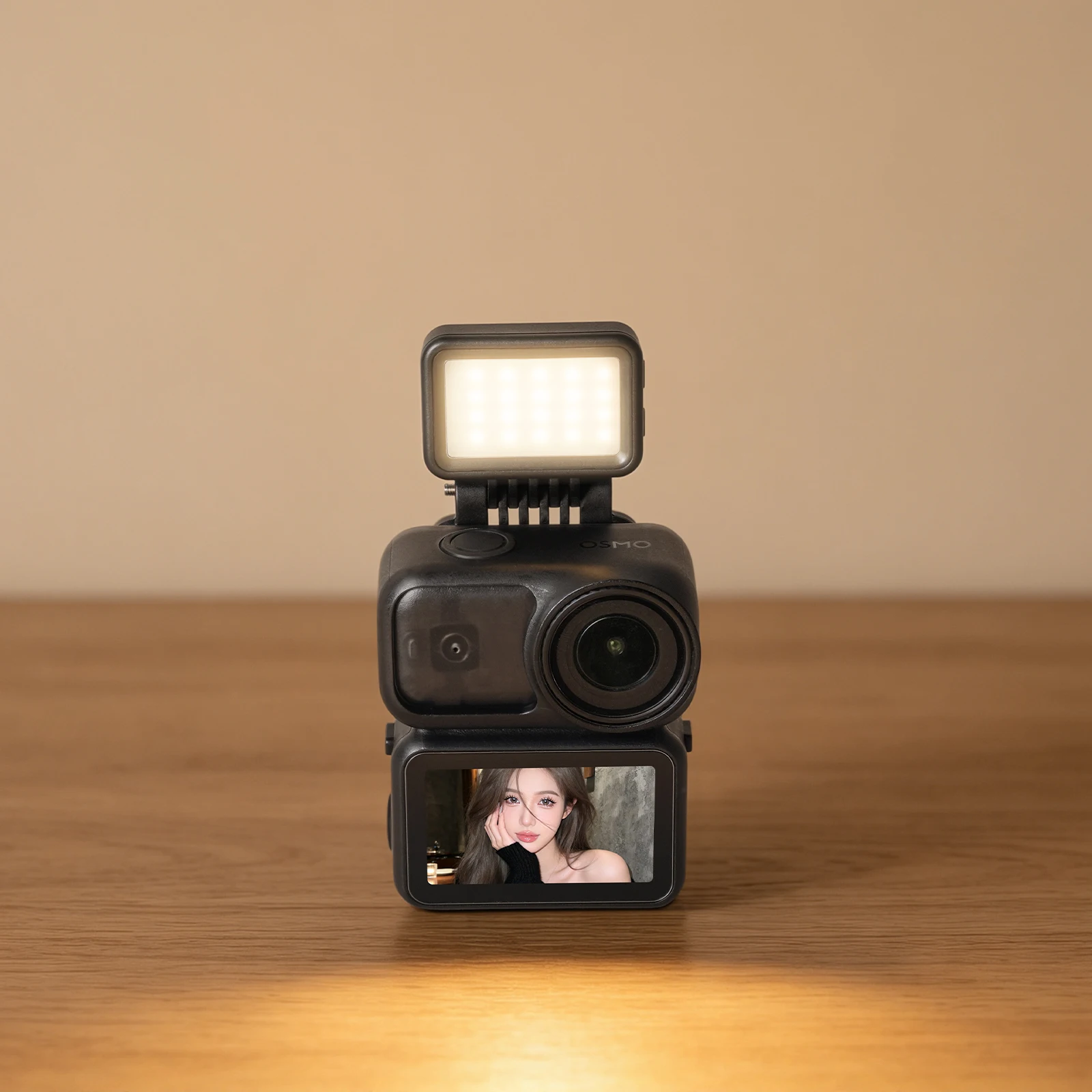 For DJI Osmo Nano Magnetic Fill Light: Foldable Adjustable Three-Color Soft Light Photography Accessory
For DJI Osmo Nano Magnetic Fill Light: Foldable Adjustable Three-Color Soft Light Photography Accessory
