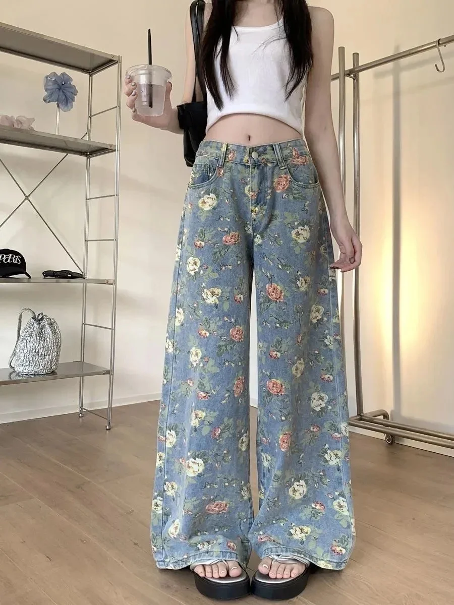 Floral Print Jeans Women American Retro High Waist Wide Leg Pants Loose Straight Floor Length Trousers Casual Streetwear
Floral Print Jeans Women American Retro High Waist Wide Leg Pants Loose Straight Floor Length Trousers Casual Streetwear