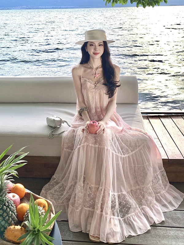 Summer Vacation Style Hollow out Lace Splice Tank Top And Skirt Set Women's Elegant Long Dress Gown Sleeveless Polyester Fabric
Summer Vacation Style Hollow out Lace Splice Tank Top And Skirt Set Women's Elegant Long Dress Gown Sleeveless Polyester Fabric