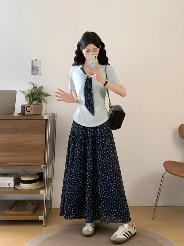 plus Size Loose Fashionable Summer Outfit Sweet Ribbon Short Sleeve Floral Half Skirt Set Women's Korean Style Commute Wear
plus Size Loose Fashionable Summer Outfit Sweet Ribbon Short Sleeve Floral Half Skirt Set Women's Korean Style Commute Wear
