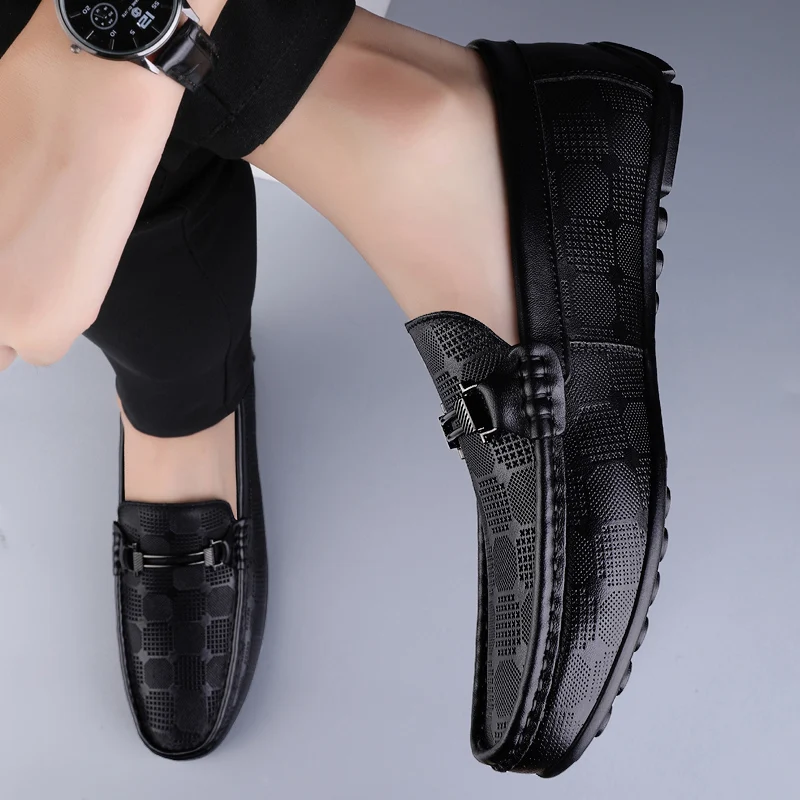 Fashion Brand Men's Top Layer Cowhide Comfortable Bean Shoes Breathable Lazy Shoes Spring New Men Business Casual Leather Shoes
Fashion Brand Men's Top Layer Cowhide Comfortable Bean Shoes Breathable Lazy Shoes Spring New Men Business Casual Leather Shoes