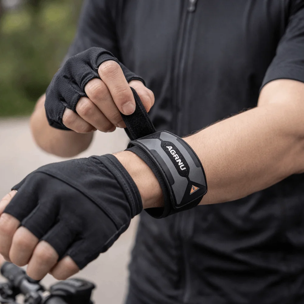 Waterproof Reflective Cycling Leg Bands Adjustable Reflective Material Night Biking Gear Elastic Band Reflective Ankle Bands
Waterproof Reflective Cycling Leg Bands Adjustable Reflective Material Night Biking Gear Elastic Band Reflective Ankle Bands