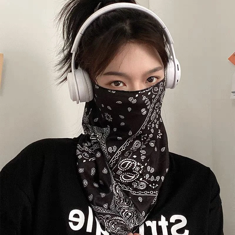 Fashion Punk Sunscreen Mask For Men Women Summer Face Neck UV Protection Ear Scarf Hip Hop Outdoor Sports Cycling Bandana Scarfs
Fashion Punk Sunscreen Mask For Men Women Summer Face Neck UV Protection Ear Scarf Hip Hop Outdoor Sports Cycling Bandana Scarfs