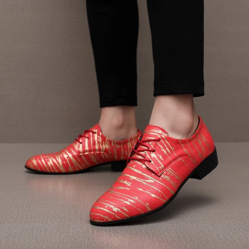 New large sized men's leather shoes with snake-patterned lace-up low heels, fashionable and casual business shoes men's loafers
New large sized men's leather shoes with snake-patterned lace-up low heels, fashionable and casual business shoes men's loafers