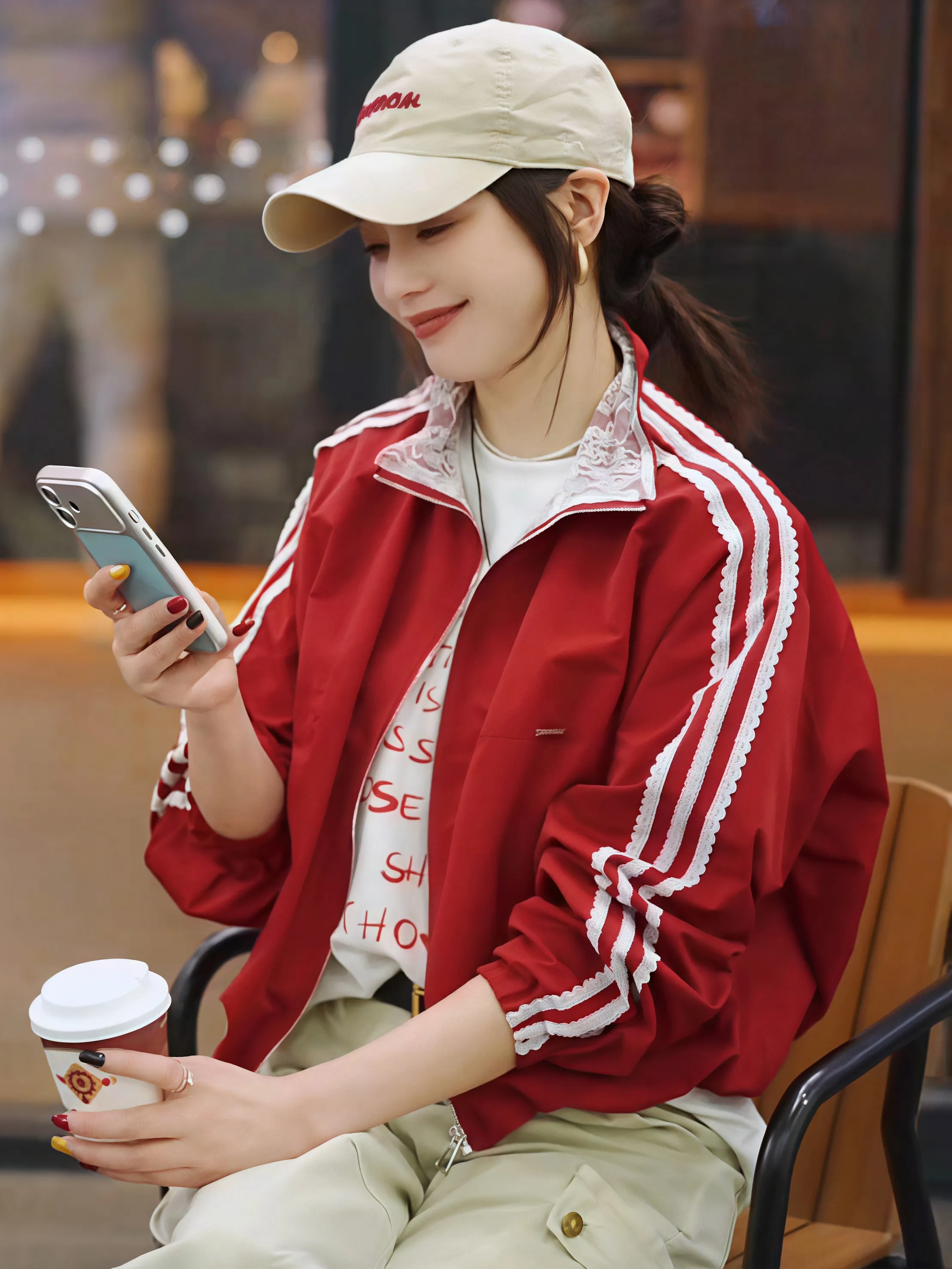 Korean Style Lace Splice Stand Collar UV Protection Jacket Women's Summer New Loose Casual Striped Sports Jacket Top
Korean Style Lace Splice Stand Collar UV Protection Jacket Women's Summer New Loose Casual Striped Sports Jacket Top