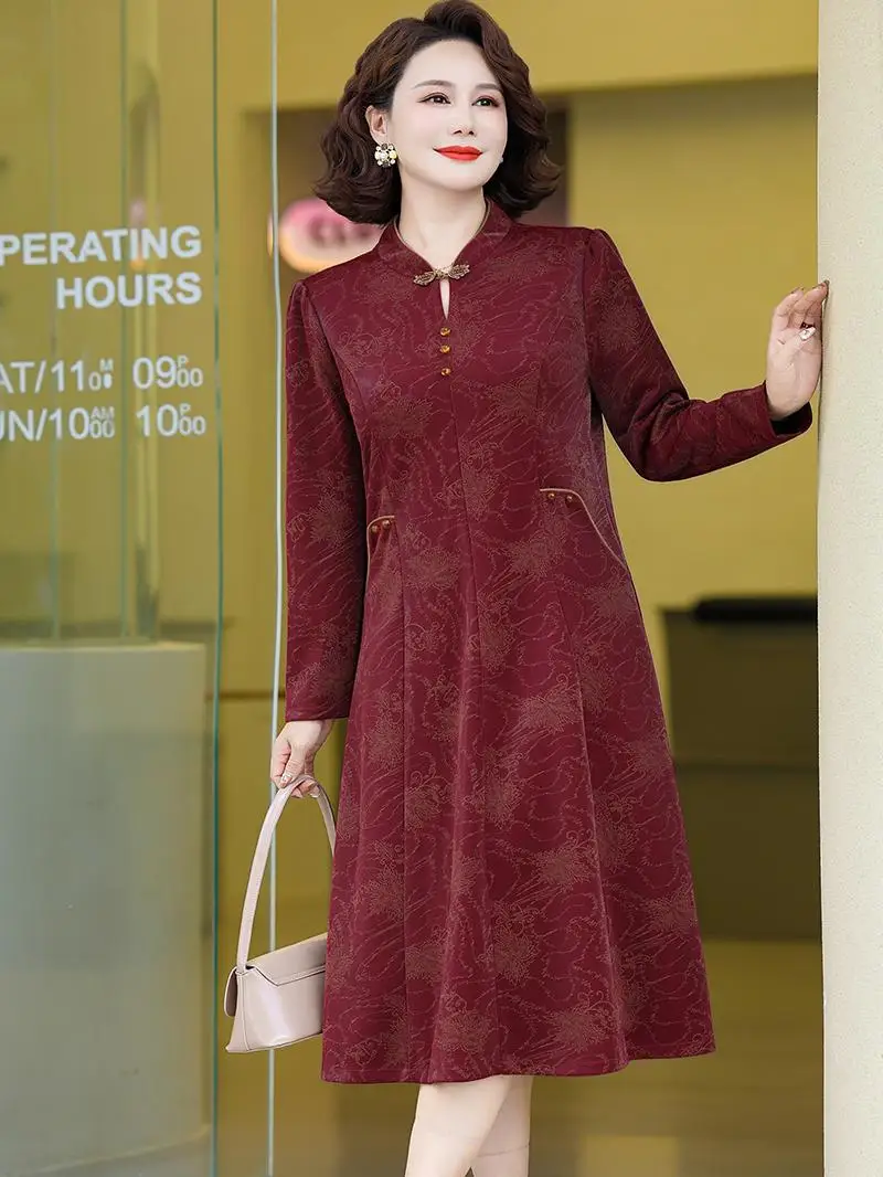 Spring New Style Wedding Dress Qipao Long Skirt for Married Women over 40 Years Old Simple Commute Style Standard Body Fit St...
Spring New Style Wedding Dress Qipao Long Skirt for Married Women over 40 Years Old Simple Commute Style Standard Body Fit St...