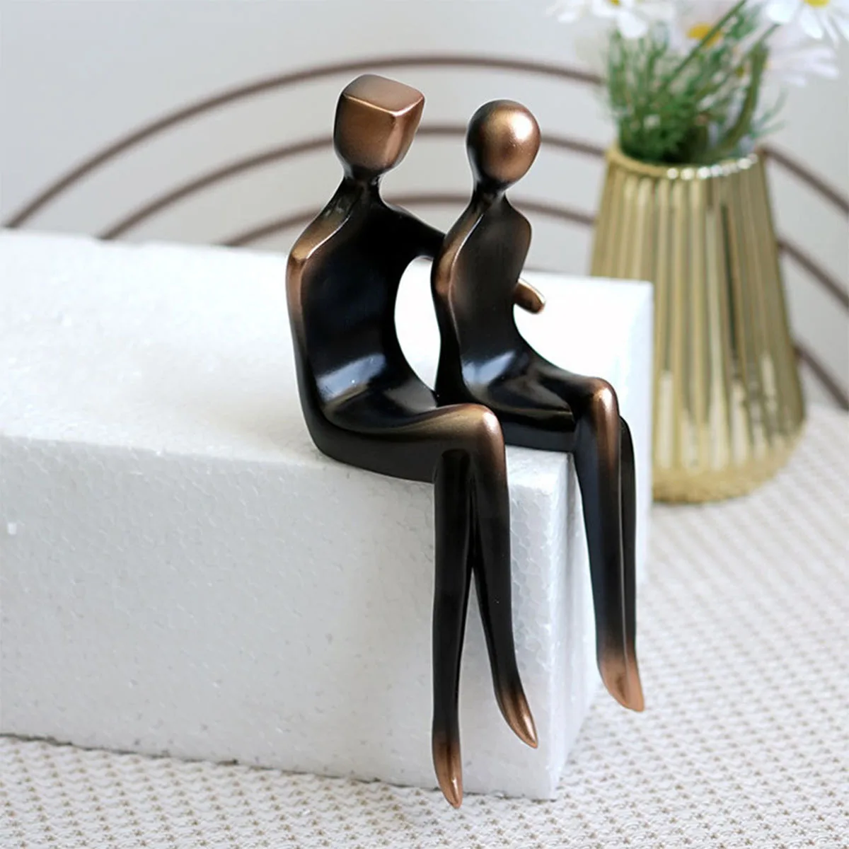 Nordic Style Embracing Couple Sculpture, Romantic Love Resin Statue Decor, Wedding Anniversary Engagement Valentine’s Day Gift
Nordic Style Embracing Couple Sculpture, Romantic Love Resin Statue Decor, Wedding Anniversary Engagement Valentine’s Day Gift