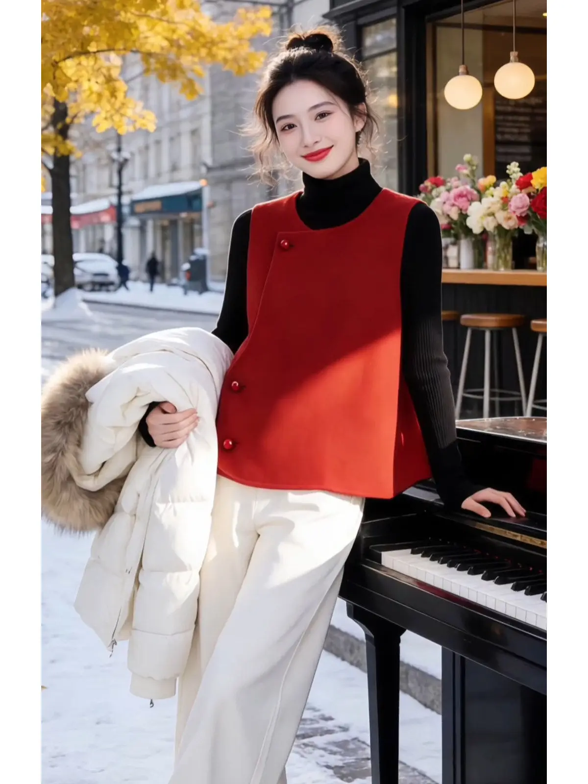 Красный женский шерстяной жилет к Новому году в традиционном китайском стиле с круглым вырезом и пуговицами, производство Циндао
Красный женский шерстяной жилет к Новому году в традиционном китайском стиле с круглым вырезом и пуговицами, производство Циндао