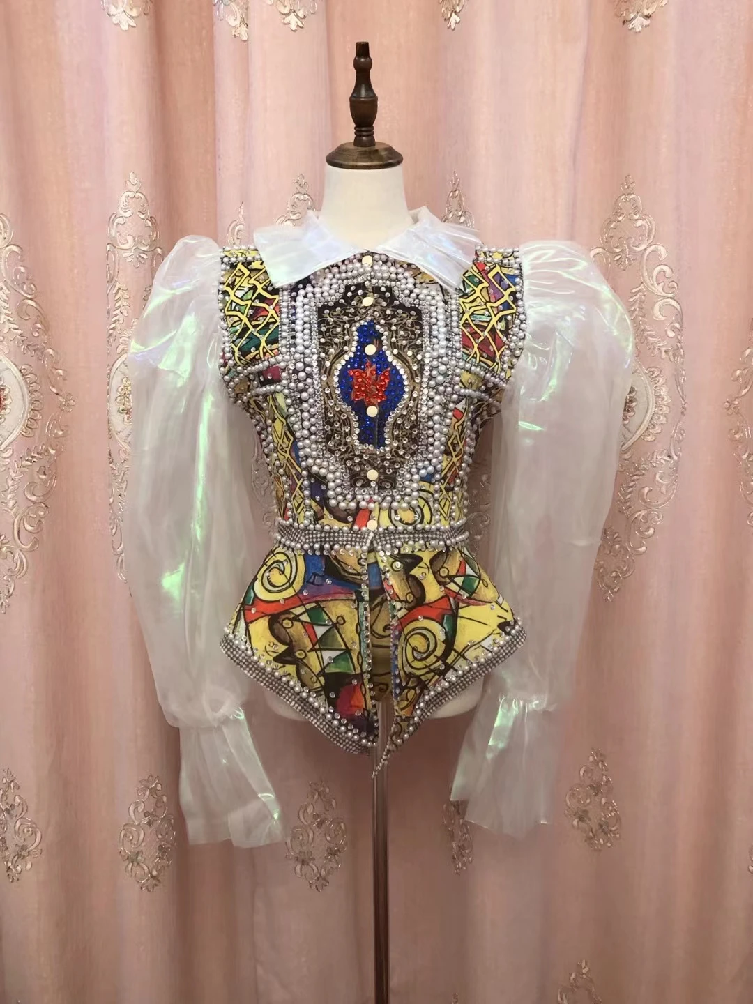 Vintage Nightclub Stage Wear Puff Sleeve PearPrint Jacket Shorts Outfit Women BirthdayCelebrate Singer Dancer Jazz Costume B030
Vintage Nightclub Stage Wear Puff Sleeve PearPrint Jacket Shorts Outfit Women BirthdayCelebrate Singer Dancer Jazz Costume B030