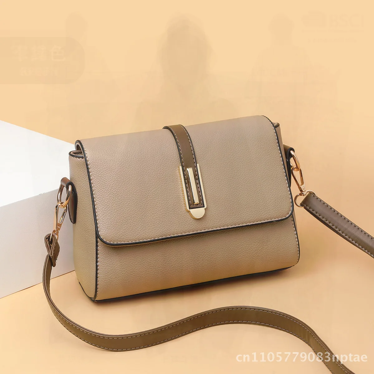 2024 Women's Small Square Bag Soft Leather Shoulder Crossbody Solid Color High-End Texture European Retro Style for Daily Use
2024 Women's Small Square Bag Soft Leather Shoulder Crossbody Solid Color High-End Texture European Retro Style for Daily Use