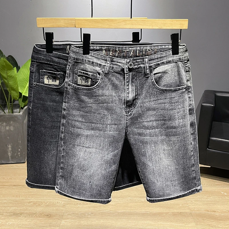 Men's Embroidered Denim Shorts Breathable Lightweight Summer Casual Five-Quarter Length Straight Leg Fit Jeans Cotton Elastic
Men's Embroidered Denim Shorts Breathable Lightweight Summer Casual Five-Quarter Length Straight Leg Fit Jeans Cotton Elastic