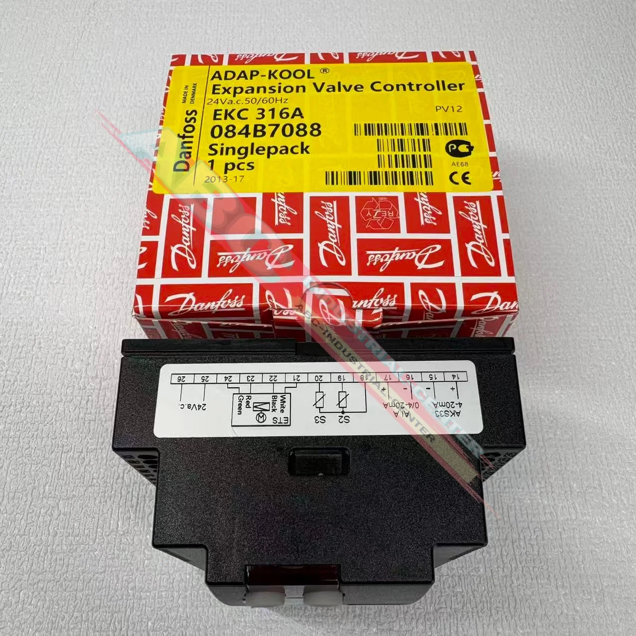 Temperatur Switch 084B7088 EKC316A 084B7060 EKC361 brand new
Temperatur Switch 084B7088 EKC316A 084B7060 EKC361 brand new