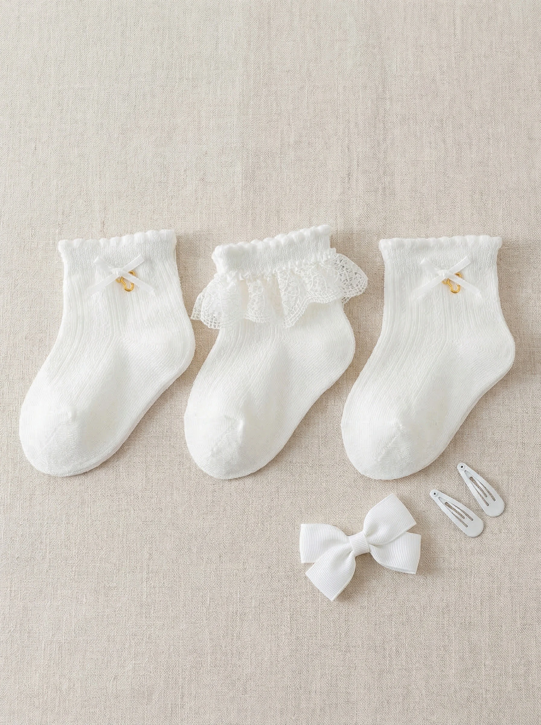 3 pairs of baby girl's spring and summer thin breathable socks, cute white lace stockings, princess socks for babies
3 pairs of baby girl's spring and summer thin breathable socks, cute white lace stockings, princess socks for babies