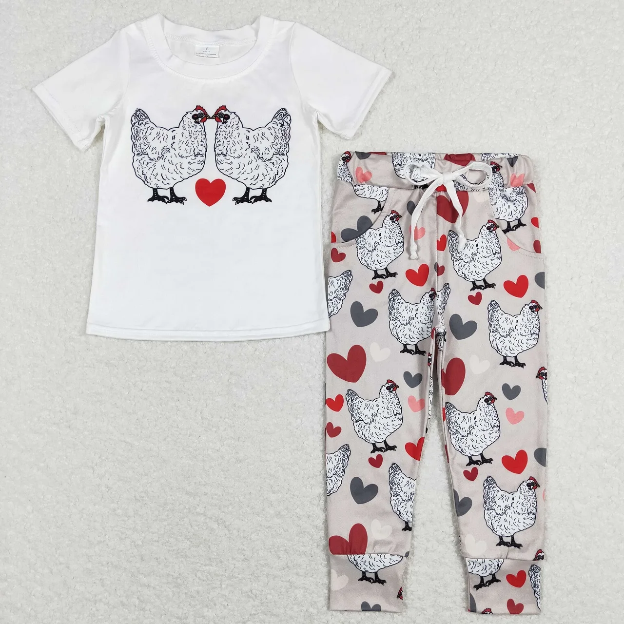 Wholesale Infant Children Set Short Sleeves Chicken T-Shirt Kids Pocket Hearts Pants Baby Boy Toddler Valentine's Day Outfit
Wholesale Infant Children Set Short Sleeves Chicken T-Shirt Kids Pocket Hearts Pants Baby Boy Toddler Valentine's Day Outfit