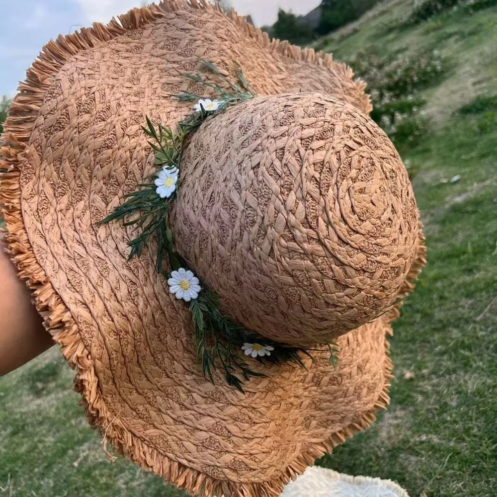 Hand-woven Raffia Straw Hat Wide-brimmed Chrysanthemum Design Fisherman's Hat Casual Sun Protection Beach Hat For Summer Outings
Hand-woven Raffia Straw Hat Wide-brimmed Chrysanthemum Design Fisherman's Hat Casual Sun Protection Beach Hat For Summer Outings