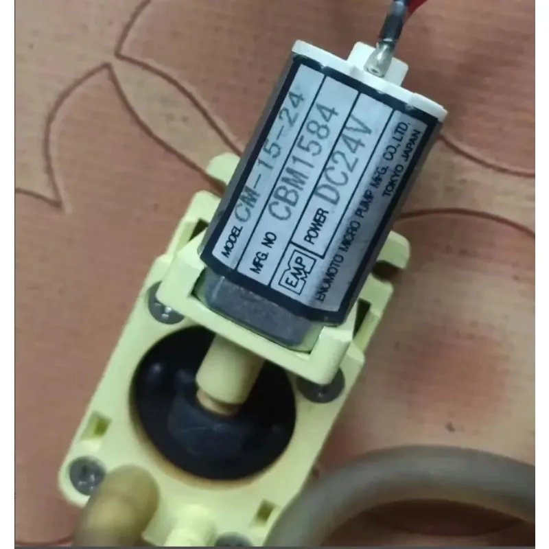 Used DC Micro Air Pump Diaphragm Pump 12V/24V (CM-15 Series CM-15-24 CM-15-12 CM-15-6 CM-15-3 CM-50-24)
Used DC Micro Air Pump Diaphragm Pump 12V/24V (CM-15 Series CM-15-24 CM-15-12 CM-15-6 CM-15-3 CM-50-24)