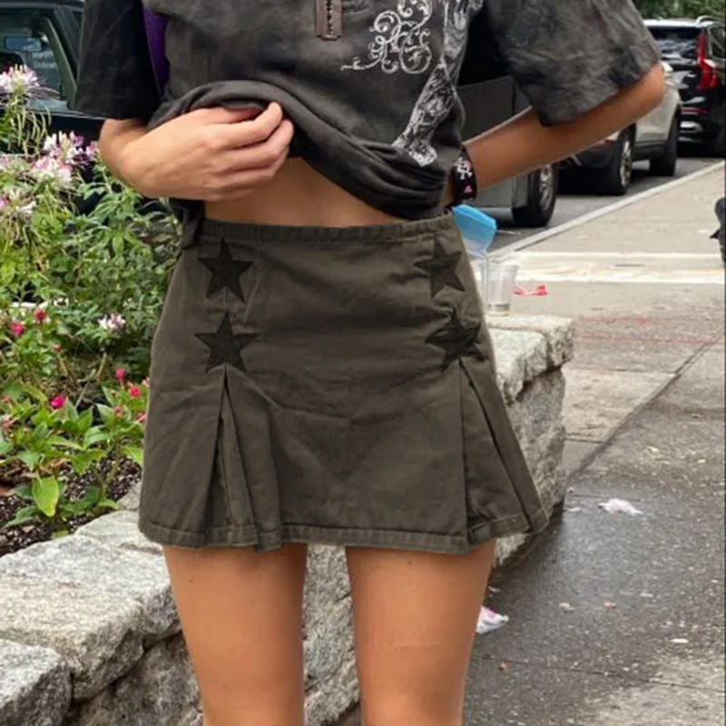 Summer Sexy Women's Club New Women's Skirt Street Fashion Five pointed Star Embroidery Patchwork Casual Solid Color Mini Skirt
Summer Sexy Women's Club New Women's Skirt Street Fashion Five pointed Star Embroidery Patchwork Casual Solid Color Mini Skirt