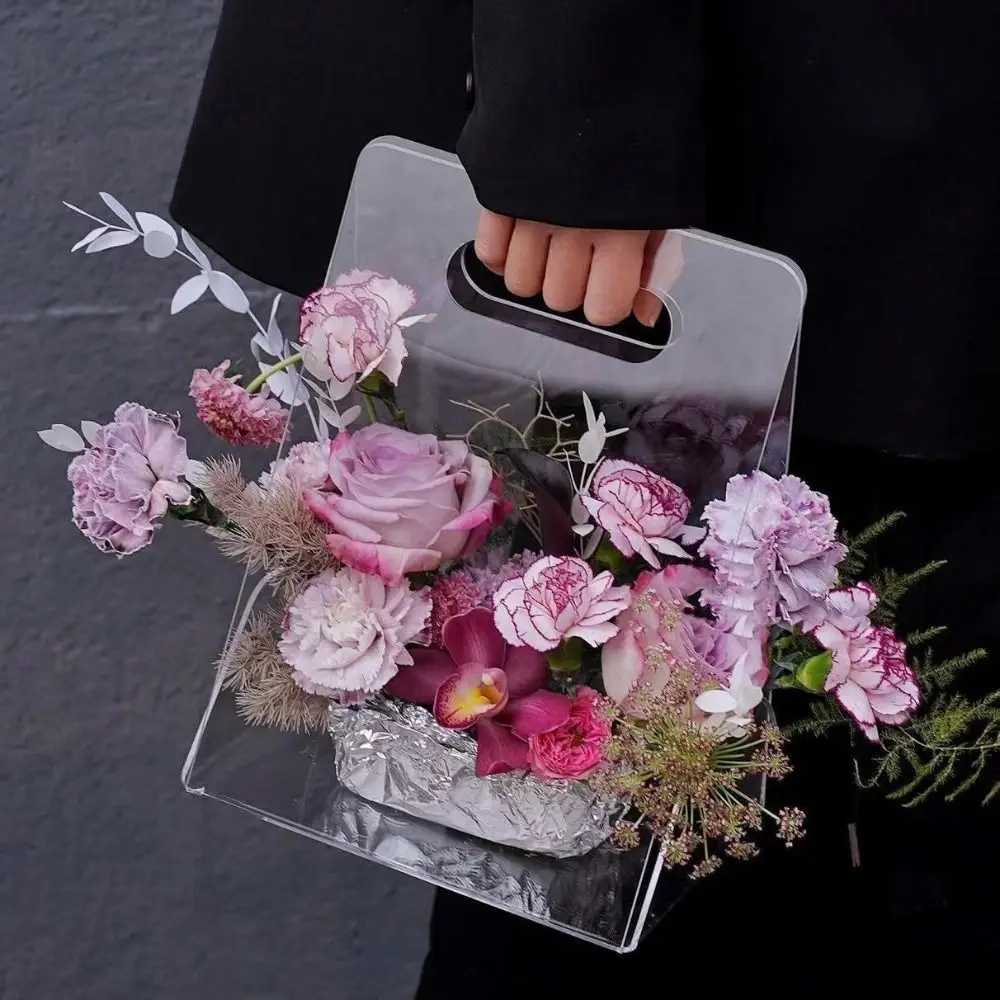 Transparent Acrylic Flower Box Hand Bag Packing Material Bouquet Wrapping Bag Portable Reusable Flower Bag Wedding Party
Transparent Acrylic Flower Box Hand Bag Packing Material Bouquet Wrapping Bag Portable Reusable Flower Bag Wedding Party