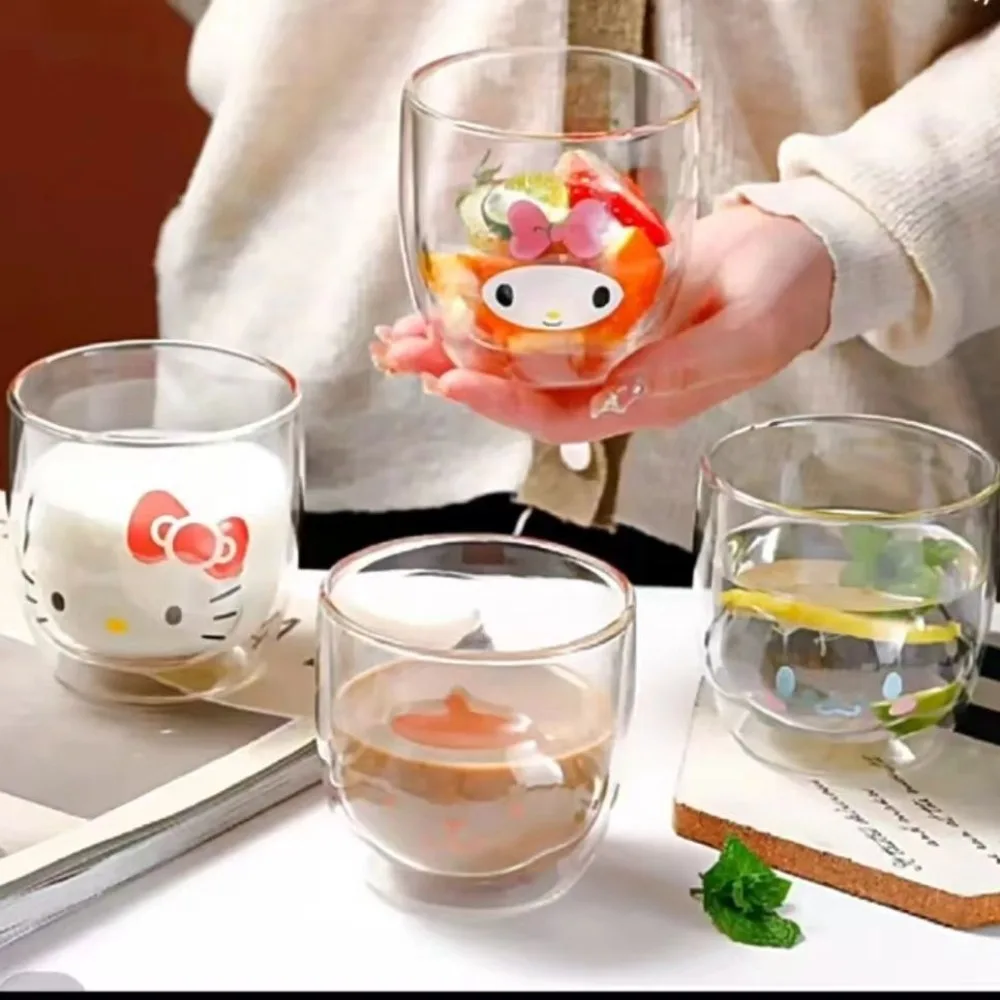 Hello Kitty Cinnamoroll Anime Kawaii Sanrio Ins Fashion Water Cup Cute My Melody Kuromi Glass Milk Mug Lovely Gifts for Kids
Hello Kitty Cinnamoroll Anime Kawaii Sanrio Ins Fashion Water Cup Cute My Melody Kuromi Glass Milk Mug Lovely Gifts for Kids