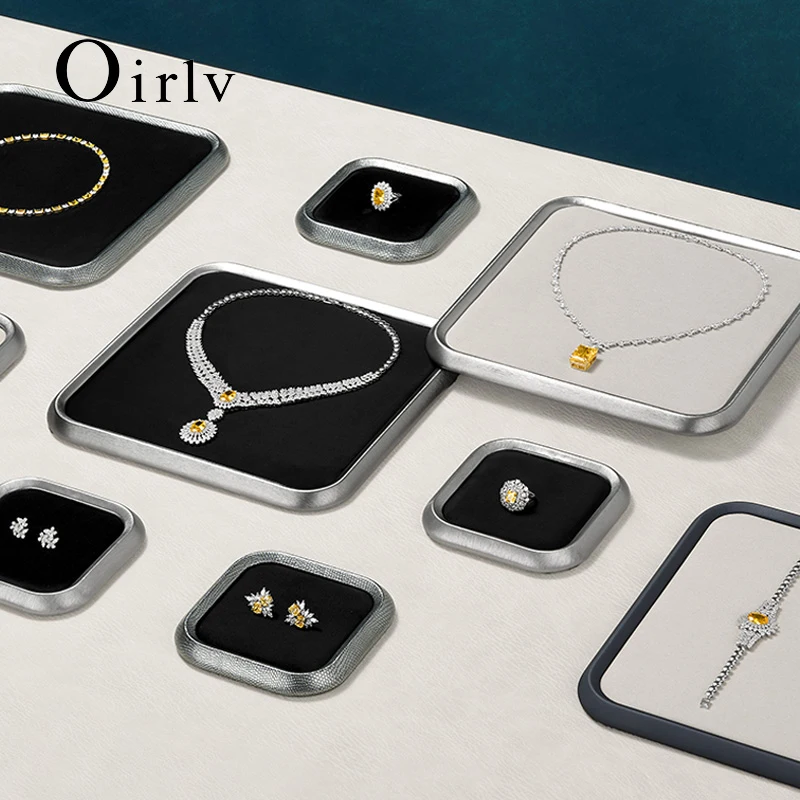 Новый поднос для украшений Oirlv из искусственной кожи, подставка для демонстрации колец, браслетов, кулонов, ожерелий, витрина для прилавка
Новый поднос для украшений Oirlv из искусственной кожи, подставка для демонстрации колец, браслетов, кулонов, ожерелий, витрина для прилавка