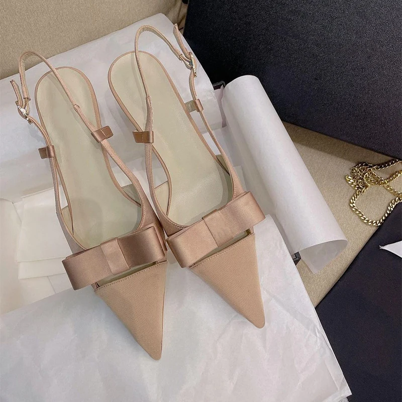 Summer Bow-knot Women Shoes Pointed Toe Buckle Strap Sandals Fashion Low Heel Female Pumps Zapatos Mujer
Summer Bow-knot Women Shoes Pointed Toe Buckle Strap Sandals Fashion Low Heel Female Pumps Zapatos Mujer
