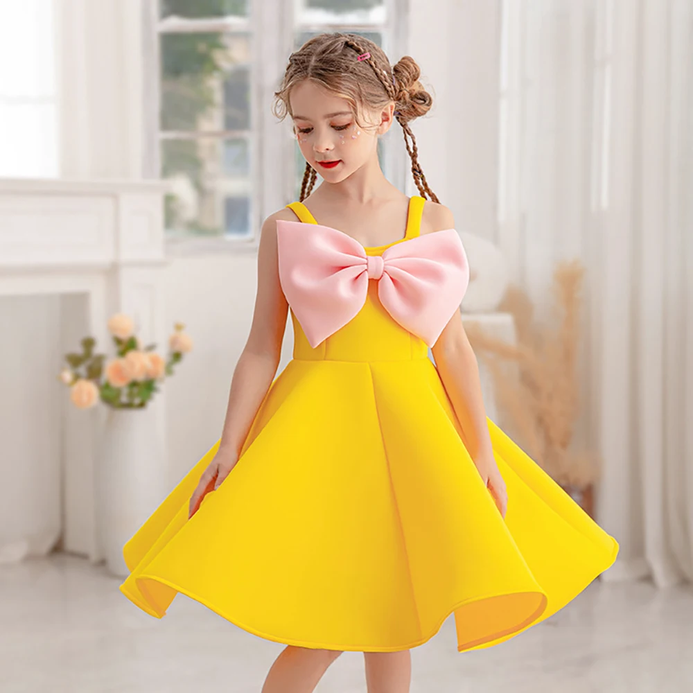Желтое элегантное платье принцессы для девочек, платье-комбинация с бантом, для выпускного вечера, свадьбы, дня рождения, роскошная одежда для детей
Желтое элегантное платье принцессы для девочек, платье-комбинация с бантом, для выпускного вечера, свадьбы, дня рождения, роскошная одежда для детей