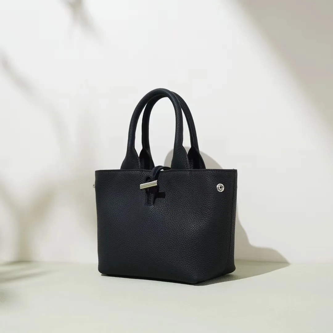 Genuine Leather Mini Handbag Woman Messenger Bag Detachable And Adjustable Shoulder Strap Top Layer Cowhide Fashion New 2025
Genuine Leather Mini Handbag Woman Messenger Bag Detachable And Adjustable Shoulder Strap Top Layer Cowhide Fashion New 2025