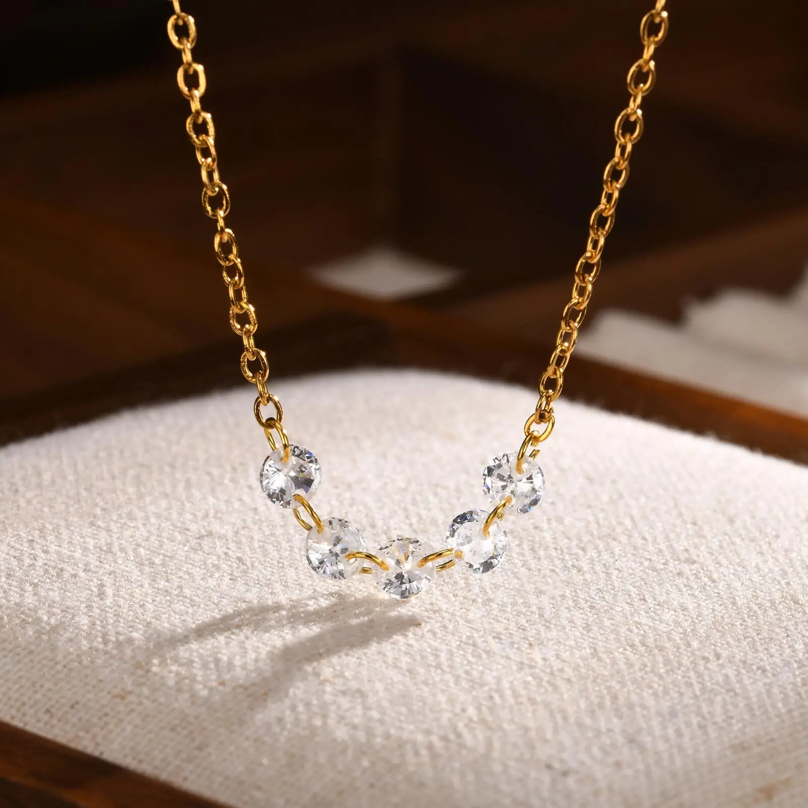 Simple Stainless Steel Jewelry Necklace For Women Chain 18K Gold Color Ins Necklaces Jewelry Mom Girlfriend Valentine's Day Gift
Simple Stainless Steel Jewelry Necklace For Women Chain 18K Gold Color Ins Necklaces Jewelry Mom Girlfriend Valentine's Day Gift