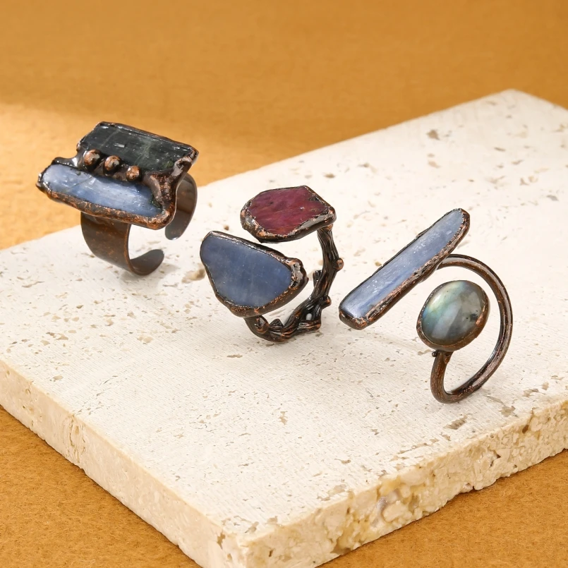 Adjustable Irregular Zircon Rings Raw Crystal Electroformed Copper Statement Ring Women Gift Natural Stone Witch Goth Jewelry
Adjustable Irregular Zircon Rings Raw Crystal Electroformed Copper Statement Ring Women Gift Natural Stone Witch Goth Jewelry