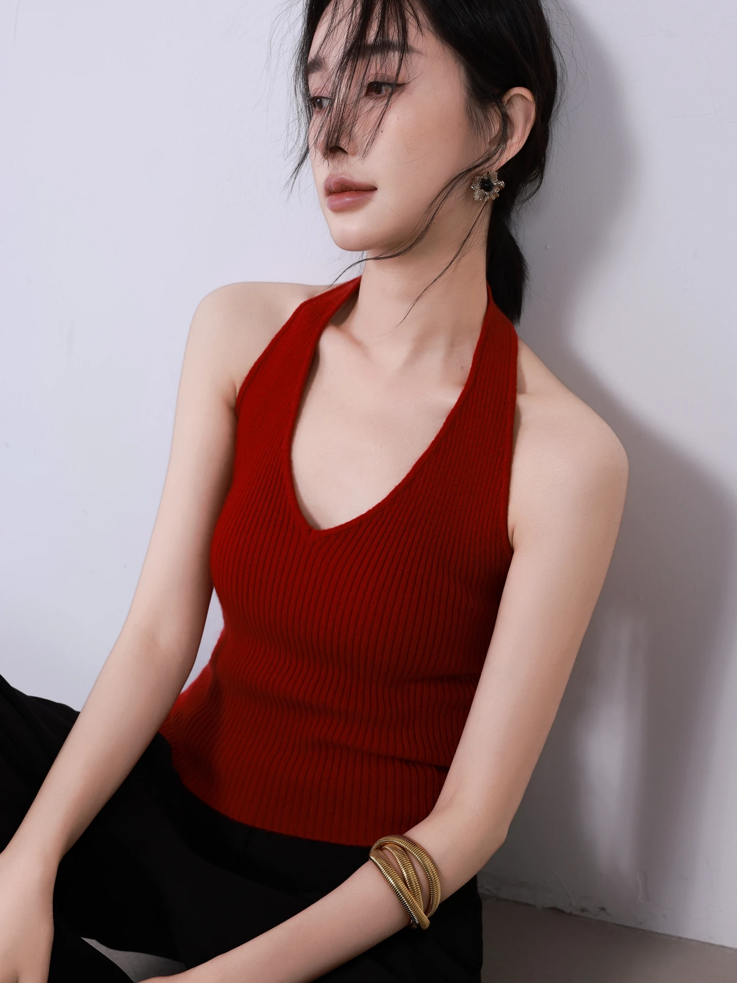 Autumn Winter Camere Strapl Knitted Vest Women's Slim Fit Svel Top Outerwear Faionable mat Sle V-Ne
Autumn Winter Camere Strapl Knitted Vest Women's Slim Fit Svel Top Outerwear Faionable mat Sle V-Ne