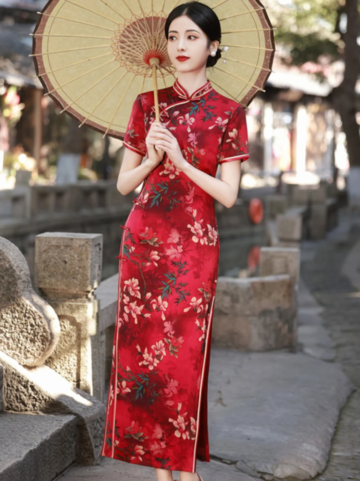 Улучшенное красное длинное вечернее платье в ретро-китайском стиле, модное женское шелковое ципао с высоким разрезом и коротким рукавом
Улучшенное красное длинное вечернее платье в ретро-китайском стиле, модное женское шелковое ципао с высоким разрезом и коротким рукавом