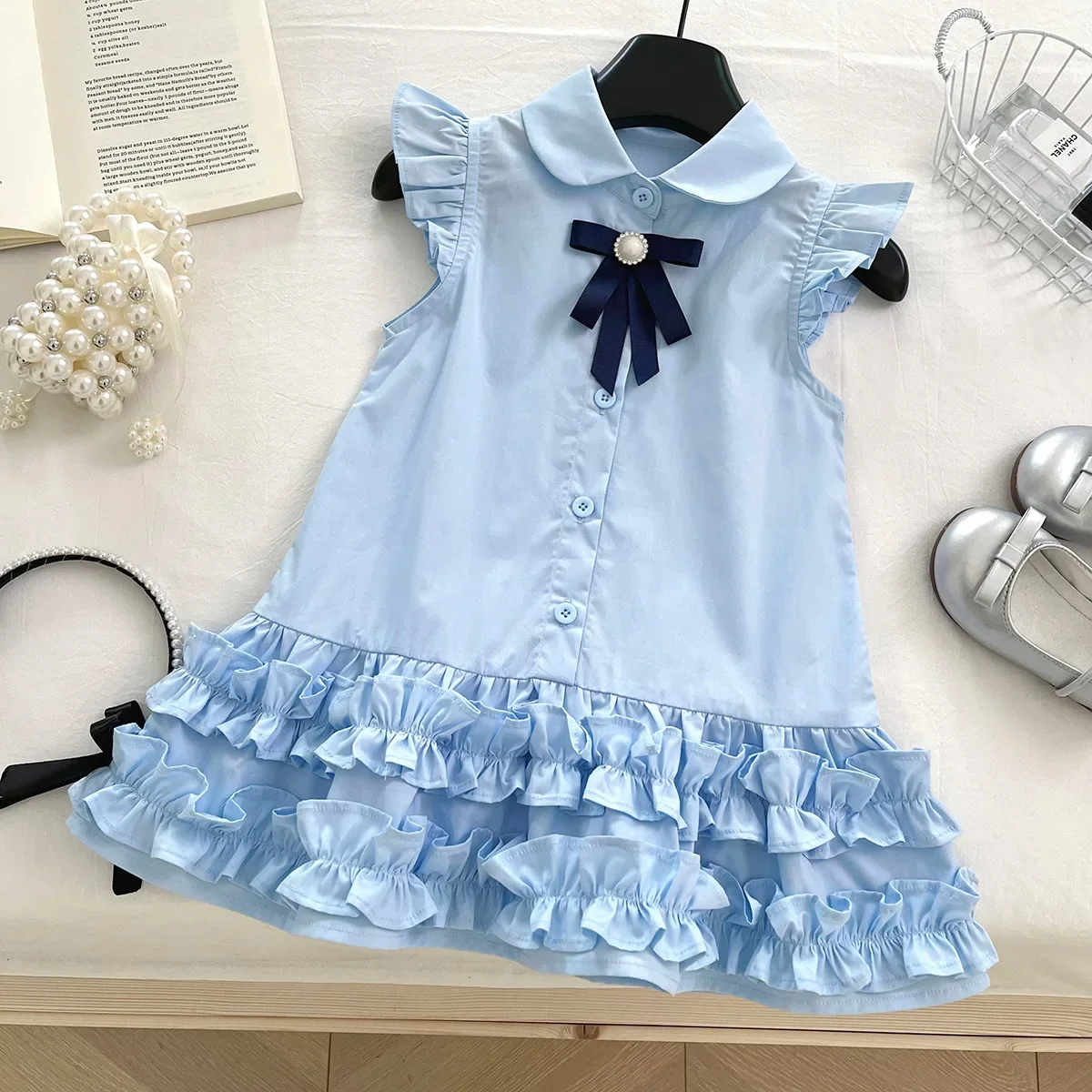 2025 New Girls' College Style Little Flying Sleeve Shirt Skirt Girls' Ear Ear Edge Large Skirt Princess Dress
2025 New Girls' College Style Little Flying Sleeve Shirt Skirt Girls' Ear Ear Edge Large Skirt Princess Dress