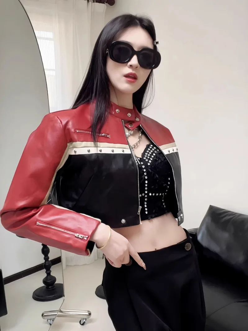 Cool Short PU Leather Jacket with Color Block Design Bared Waist Stand Collar Fashionable Street Style Top for Young Women
Cool Short PU Leather Jacket with Color Block Design Bared Waist Stand Collar Fashionable Street Style Top for Young Women