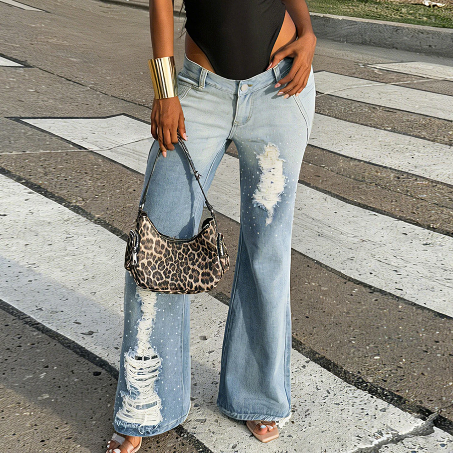 Sweet Hollow Out Flare Pants Jeans Sexy Slim Low-Waisted Wide Leg Pants Women 2026 Autumn Spring Fashion Streetwear Ladies
Sweet Hollow Out Flare Pants Jeans Sexy Slim Low-Waisted Wide Leg Pants Women 2026 Autumn Spring Fashion Streetwear Ladies