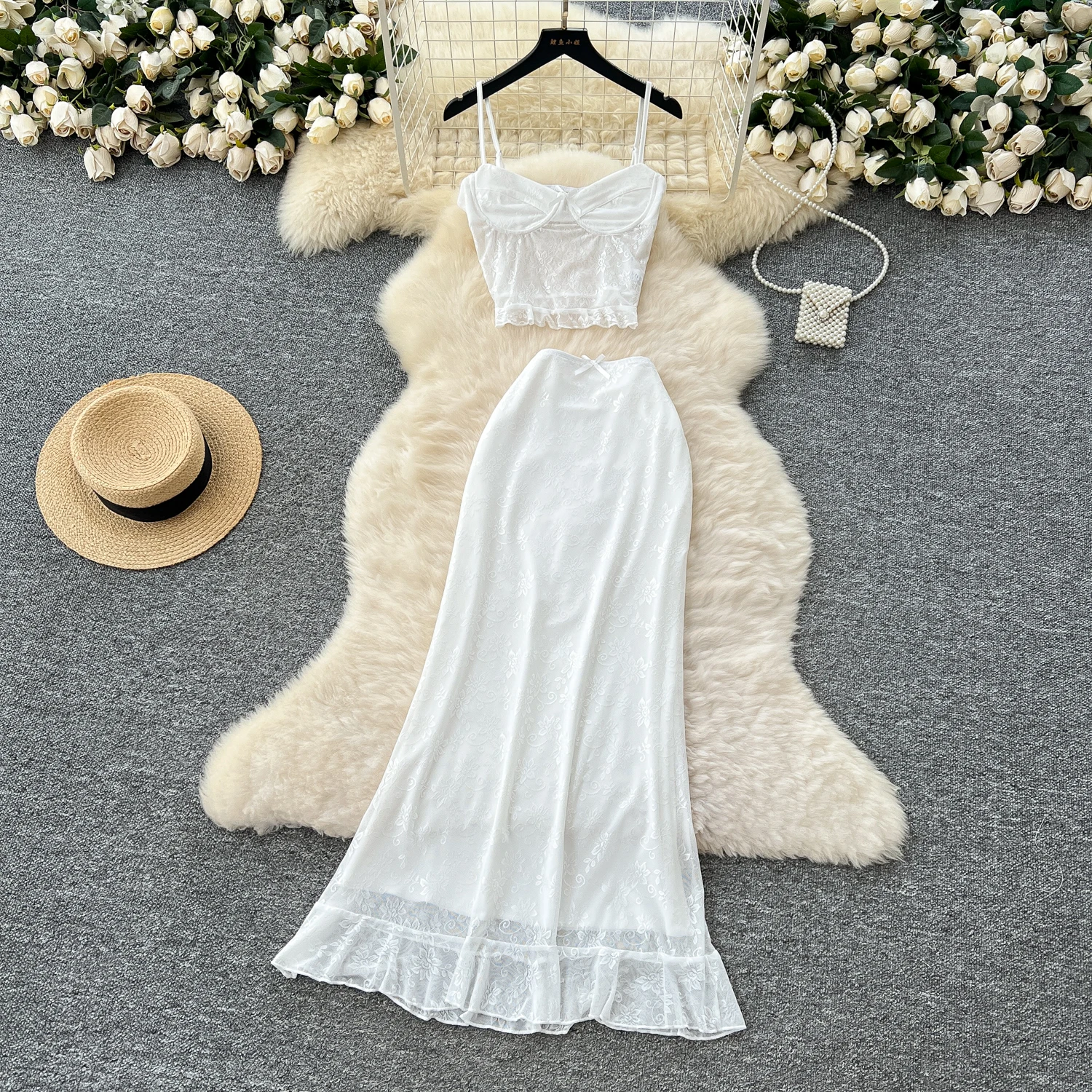 Vintage Elegant print Pleated see through mesh lace Dress A-line Casual Women Fashion High Waist Summer Spring Two Piece Set
Vintage Elegant print Pleated see through mesh lace Dress A-line Casual Women Fashion High Waist Summer Spring Two Piece Set