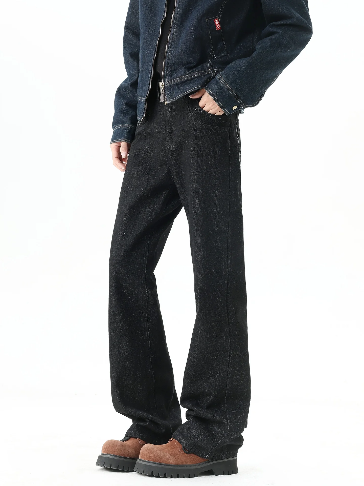 Stylish Embroidered Slim Fit Men's Jeans Retro Cleanfit Casual Long Pants Micro Flared American Style Youthful Wear Resistant
Stylish Embroidered Slim Fit Men's Jeans Retro Cleanfit Casual Long Pants Micro Flared American Style Youthful Wear Resistant