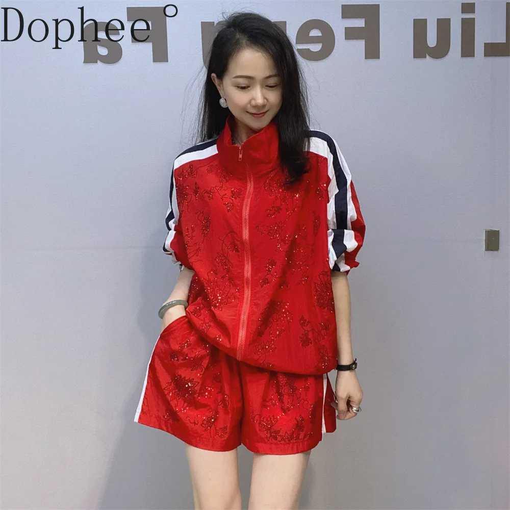 Lightweight Sunscreen Suit New Summer Hot Drilling Zip Stand Collar Long Sleeve Jacket Coat + Loose Wide Leg Shorts Women Sets
Lightweight Sunscreen Suit New Summer Hot Drilling Zip Stand Collar Long Sleeve Jacket Coat + Loose Wide Leg Shorts Women Sets