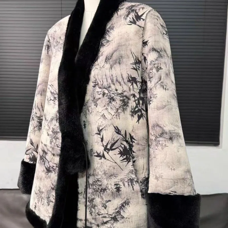 Зимнее меховое чернильное пальто в китайском стиле с интегрированным принтом из норки, двустороннее пальто в китайском стиле, модное утолщенное меховое пальто WF
Зимнее меховое чернильное пальто в китайском стиле с интегрированным принтом из норки, двустороннее пальто в китайском стиле, модное утолщенное меховое пальто WF