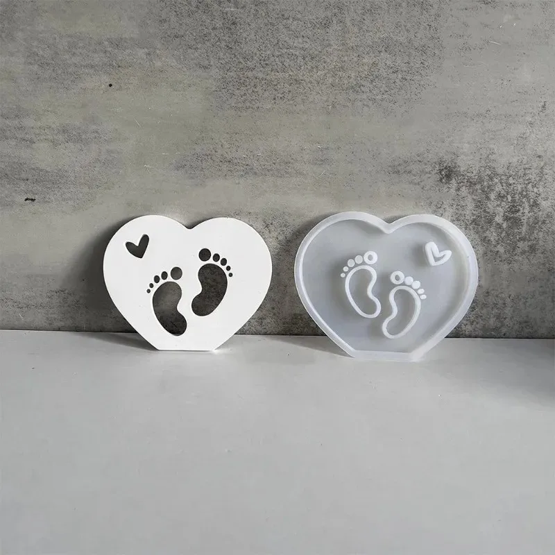 new hollow heart-shaped silicone mold diy crafts handmade mama letter love mold exquisite gypsum resin molds holiday party gifts
new hollow heart-shaped silicone mold diy crafts handmade mama letter love mold exquisite gypsum resin molds holiday party gifts