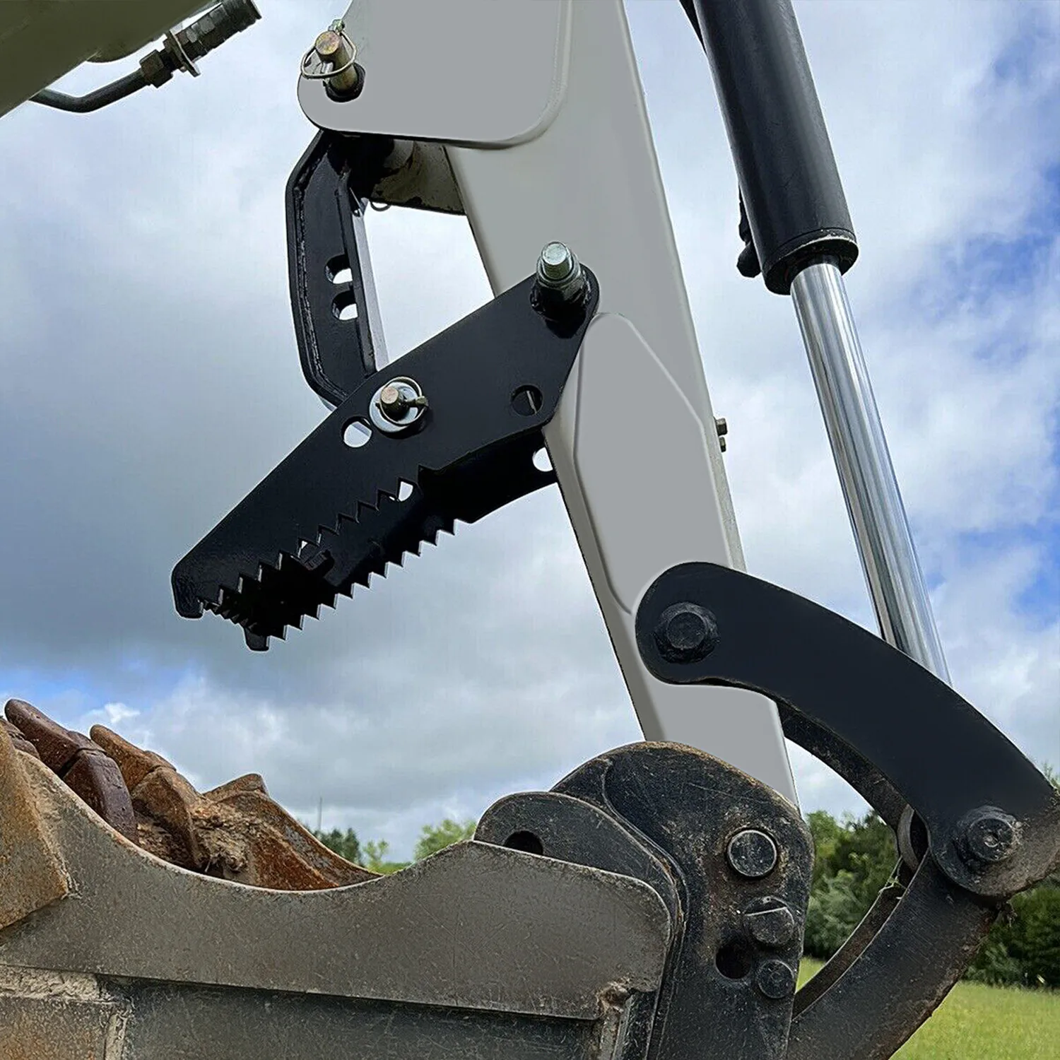 For Kubota Mahindra Backhoe Thumb Excavator Claw Tractor Attachment Universal
For Kubota Mahindra Backhoe Thumb Excavator Claw Tractor Attachment Universal